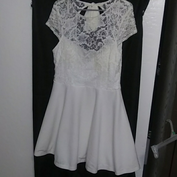 B smart white dress Clearance